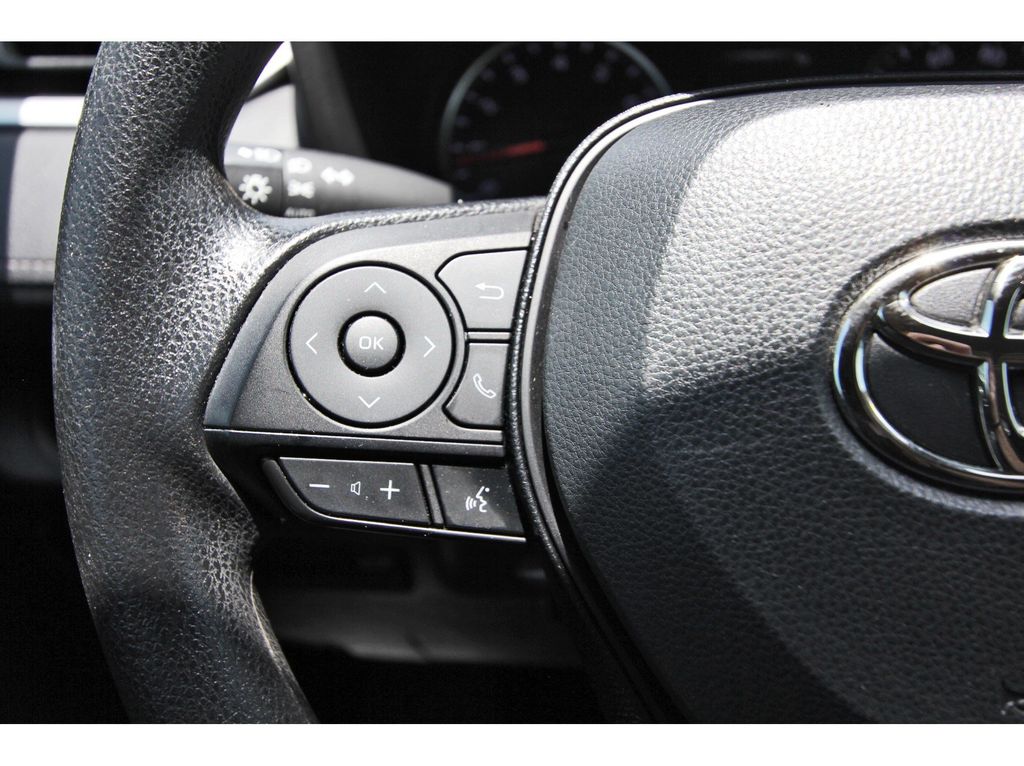 2022 Toyota RAV4 XLE White at Emmons Autoplex