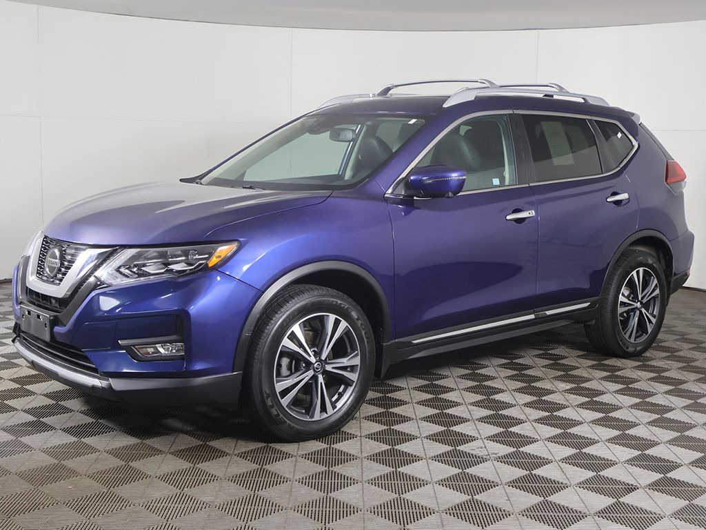 Used 2018 Blue Nissan SL image 8