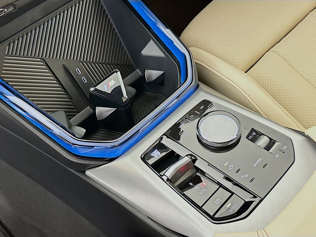 Thumbnail: 2026 BMW X3 - 15