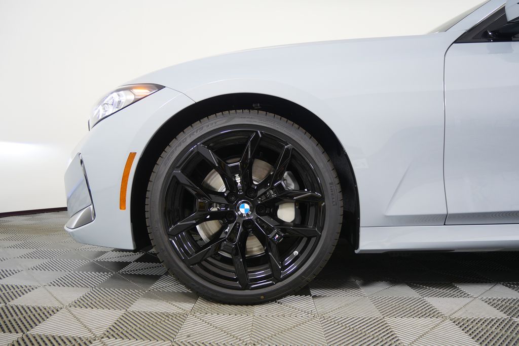 Thumbnail: 2026 BMW 3 Series - 7