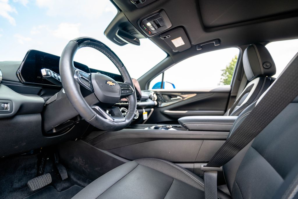 Used 2025 Chevrolet Blazer EV SUV