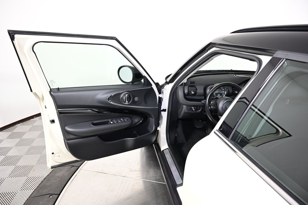 Thumbnail: 2020 MINI Cooper Clubman - 21