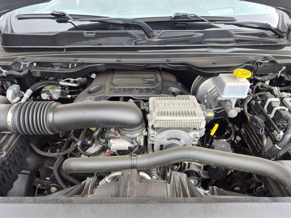 Used 2023 Silver Ram Limited image 35