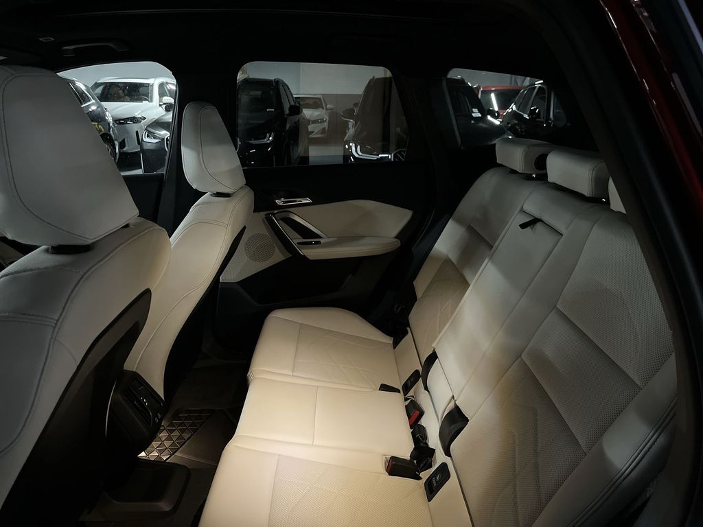 Thumbnail: 2026 BMW X1 - 23