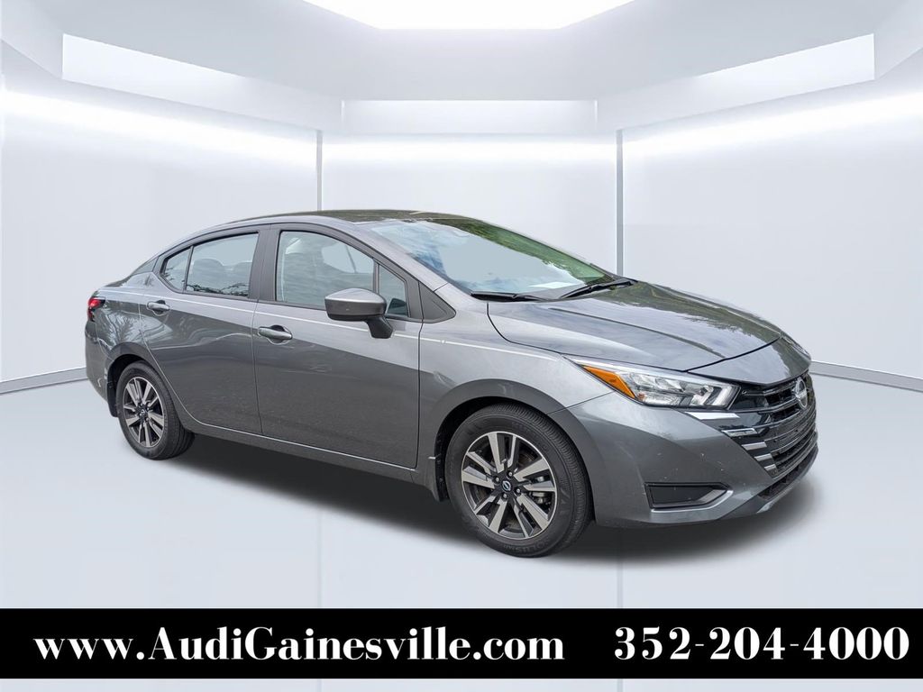 2025 Nissan Versa SV FWD