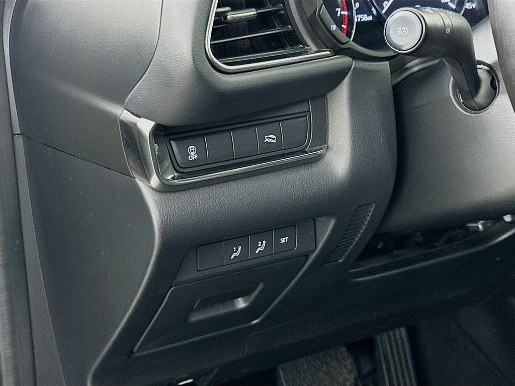 Thumbnail: 2023 Mazda CX-30 - 10