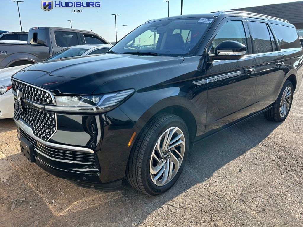 Black Metallic 2025 Lincoln Navigator SUV / Crossover Four-Wheel Drive Automatic