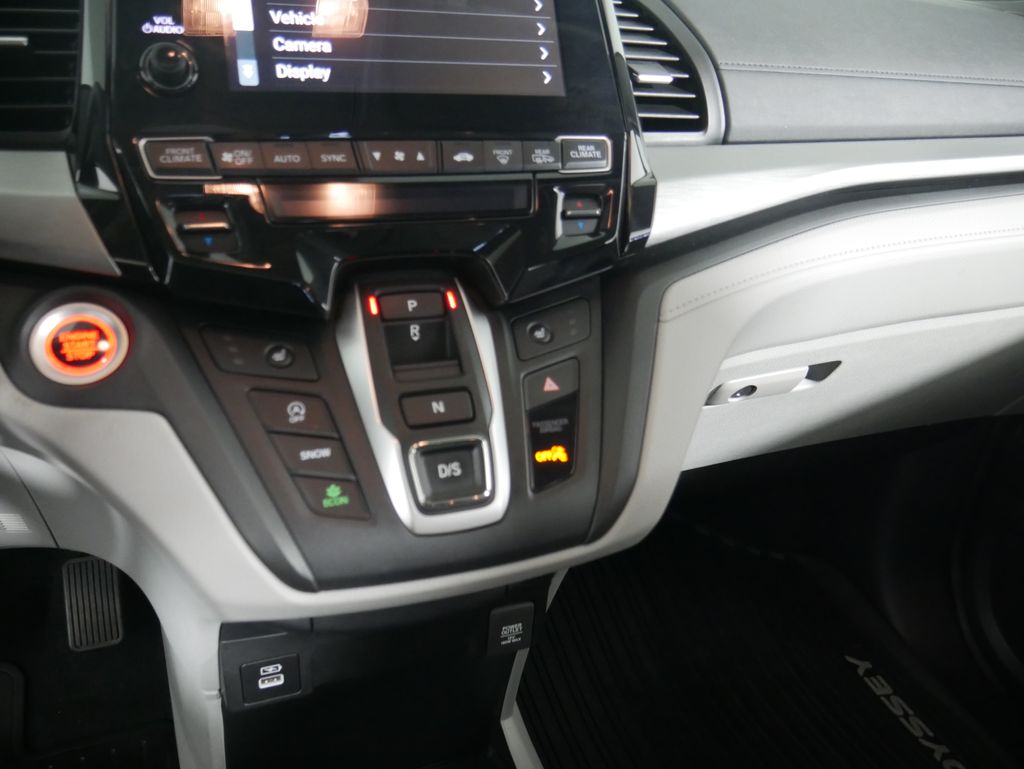 Thumbnail: 2023 Honda Odyssey - 26