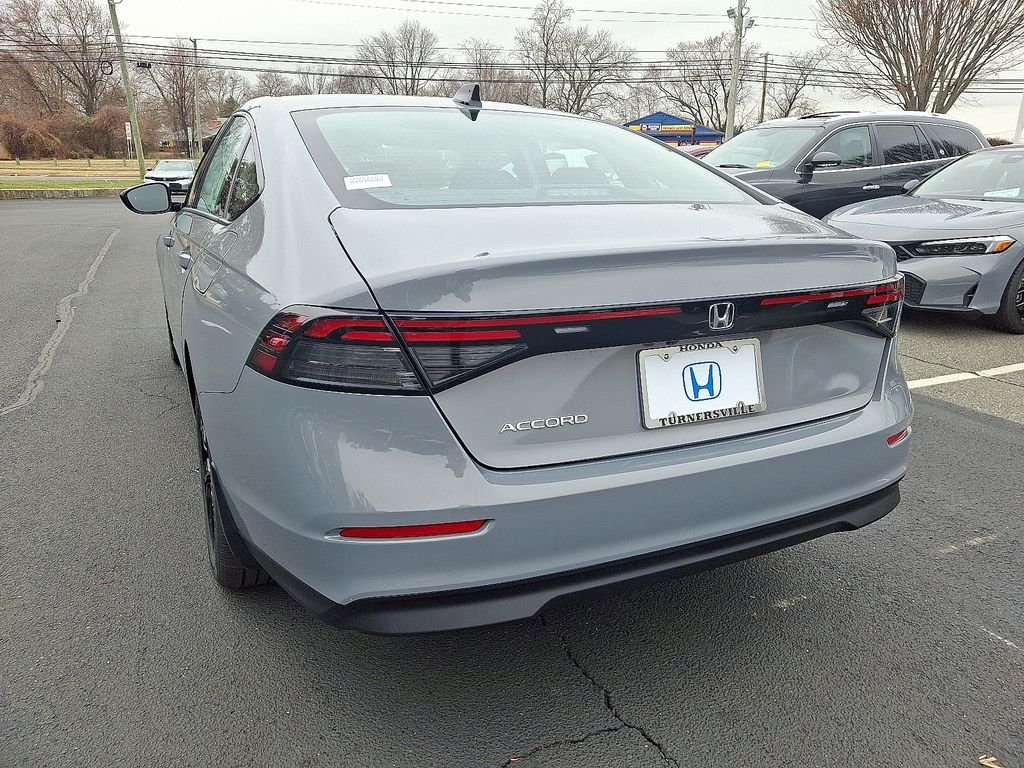 2025 Honda Accord SE 3