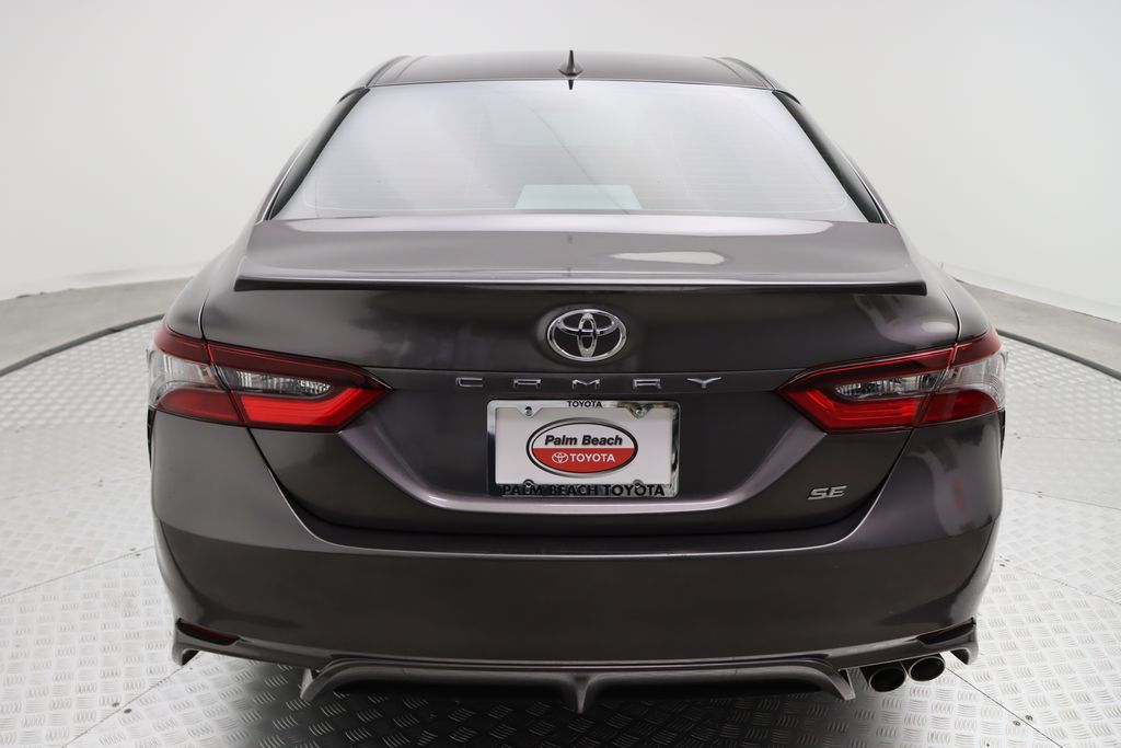 2022 Toyota Camry SE 10