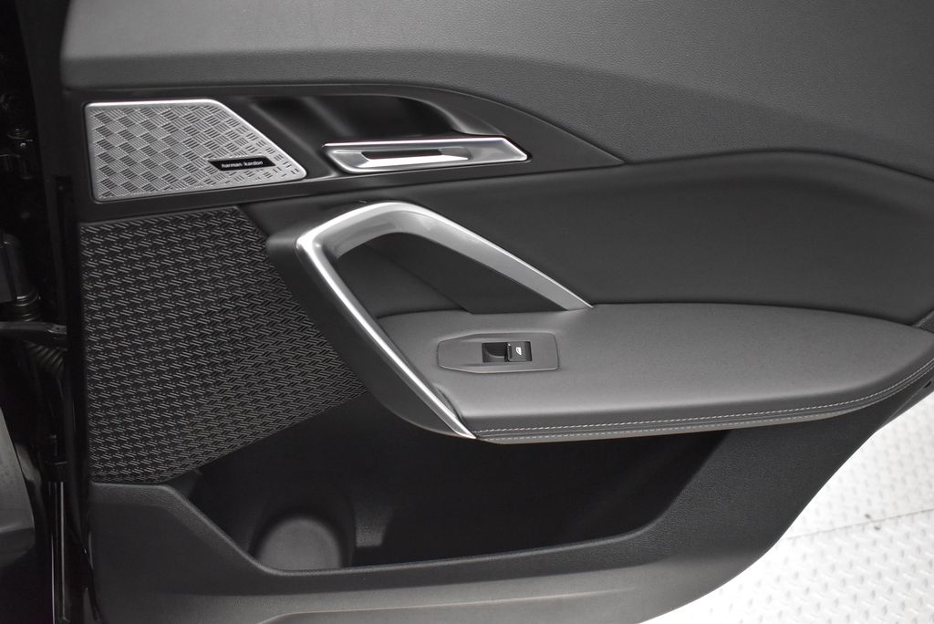 Thumbnail: 2024 BMW X1 - 30