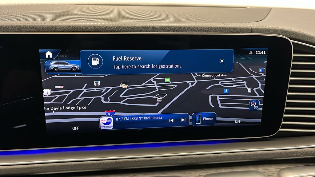2025 Mercedes-Benz GLS 450 4MATIC 17