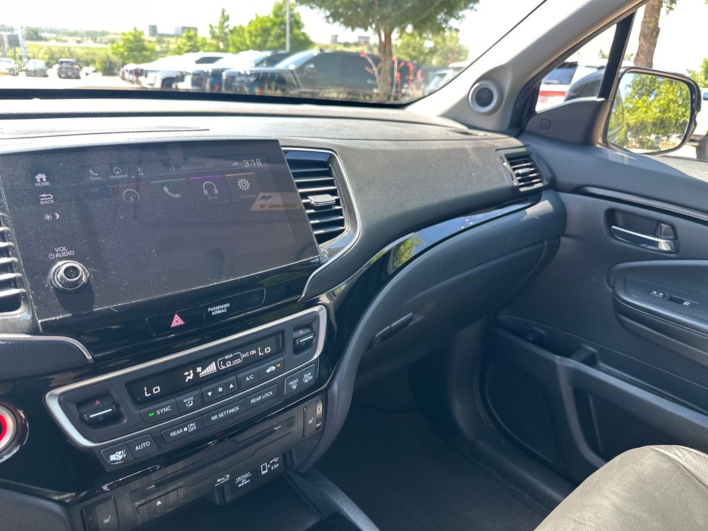 Used Car 2019 Honda Pilot  Touring For Sale Under $25,000 In Austin, Texas