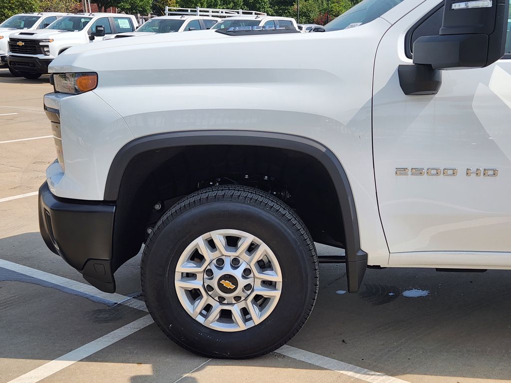 2025 Chevrolet Silverado 2500HD Work Truck photo 4