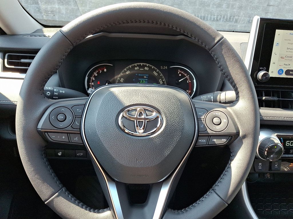 Thumbnail: 2025 Toyota RAV4 - 14
