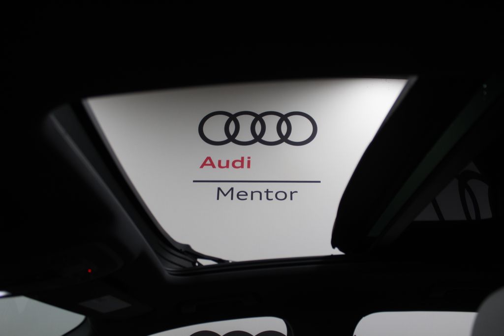 Thumbnail: 2024 Audi Q3 - 13