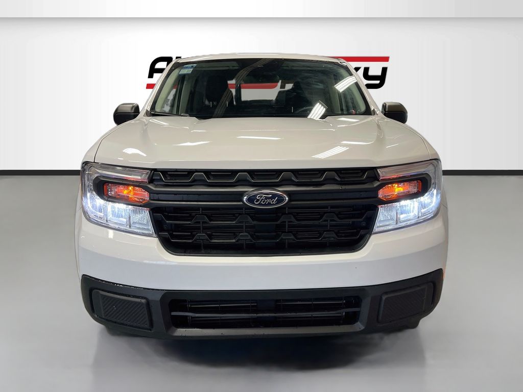 Used 2024 Oxford White Ford XL image 2