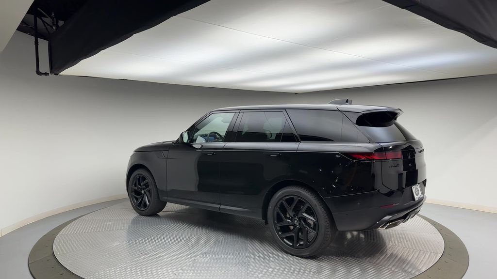 Thumbnail: 2024 Land Rover Range Rover Sport - 6