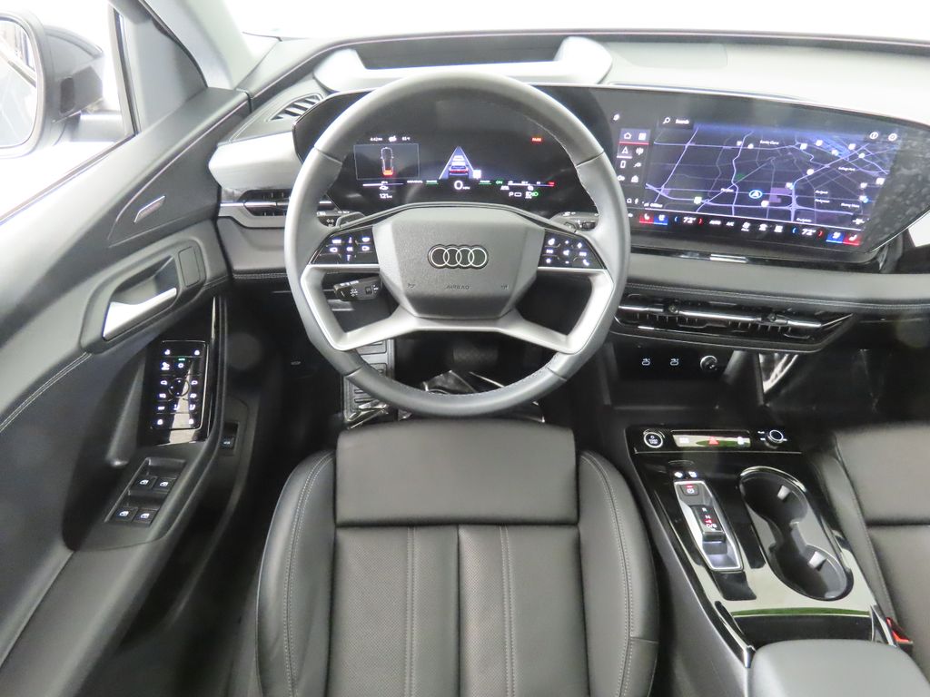 Thumbnail: 2025 Audi Q6 e-tron - 11