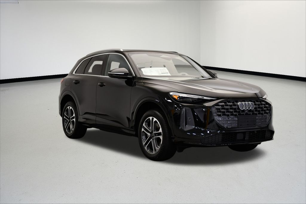 Thumbnail: 2025 Audi Q5 - 7