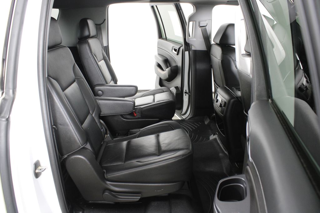 Used 2018 Chevrolet Suburban for sale in 