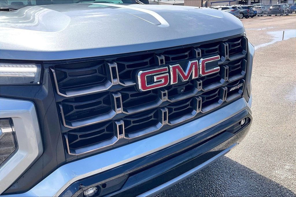 Used 2024 GMC Canyon AT4X 4D Crew Cab