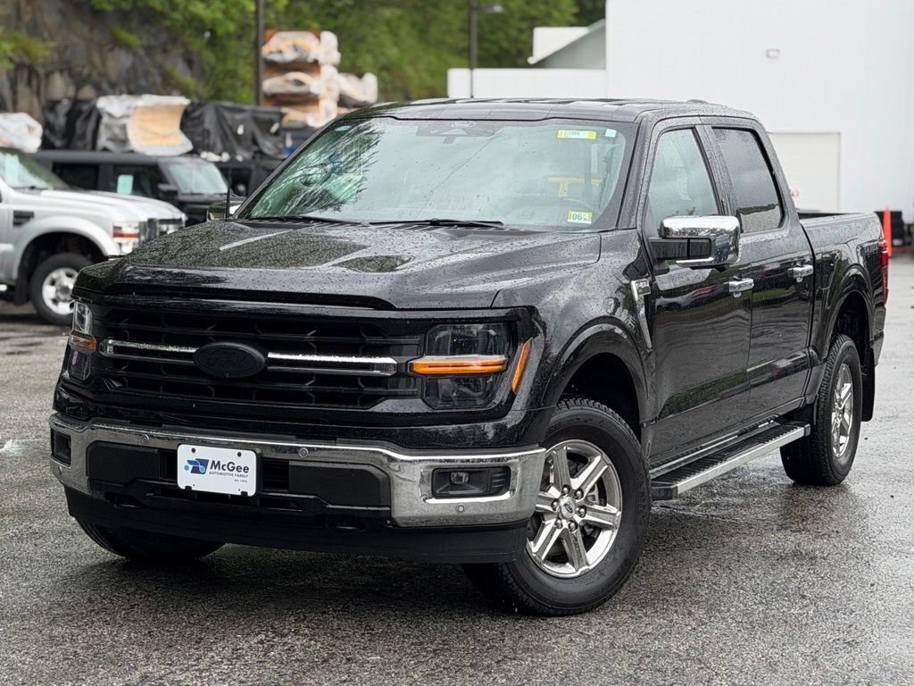 2024 Ford F-150 XLT SuperCrew 4WD