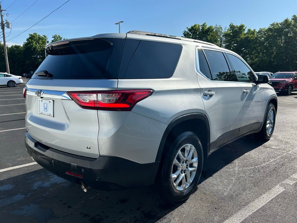 Thumbnail: 2019 Chevrolet Traverse - 5