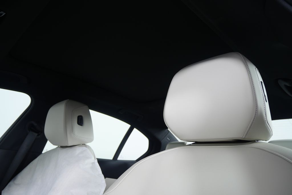2026 BMW 5 Series  12