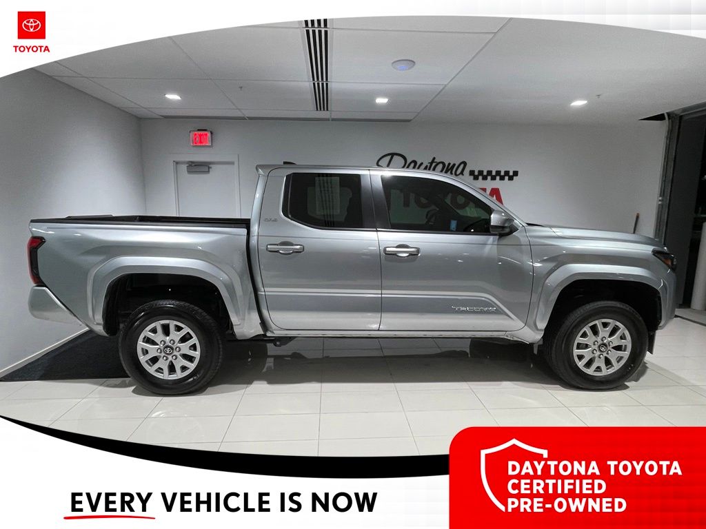 2024 Toyota Tacoma SR5 - Photo 2