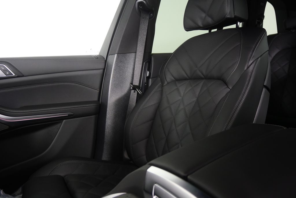 Thumbnail: 2026 BMW X5 - 22