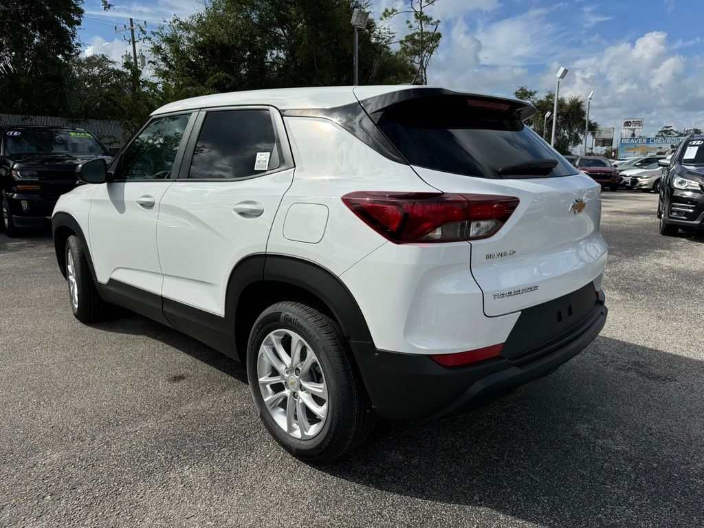 2025 Chevrolet TrailBlazer LS 5