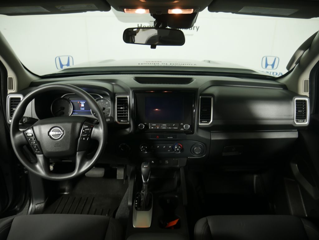 2022 Nissan Frontier SV 11
