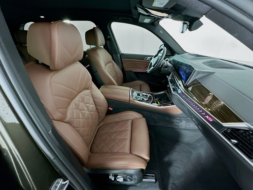 Thumbnail: 2024 BMW X5 - 28
