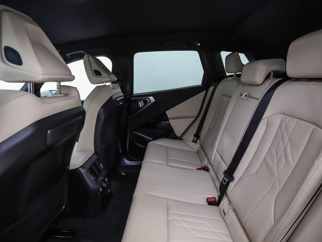 Thumbnail: 2026 BMW X3 - 22