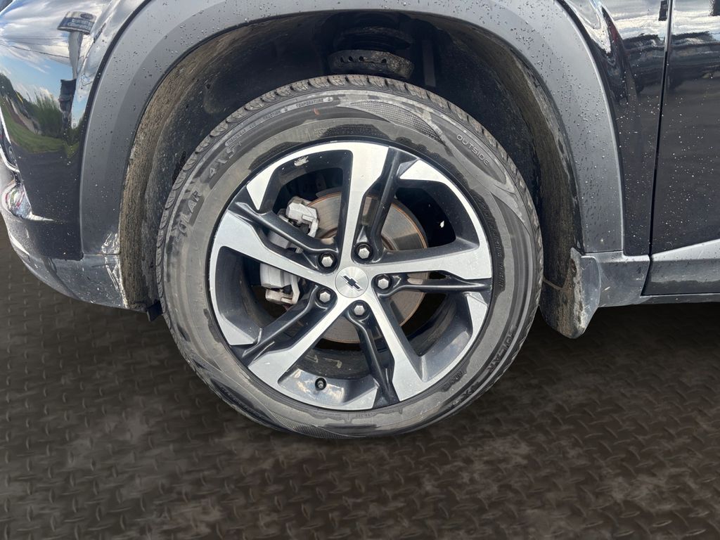 2025 Chevrolet Trax 1RS - 8