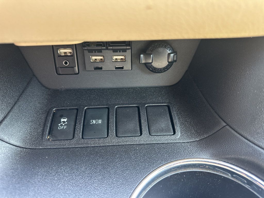 2019 Predawn Gray Mica Toyota Highlander XLE FWD SUV
