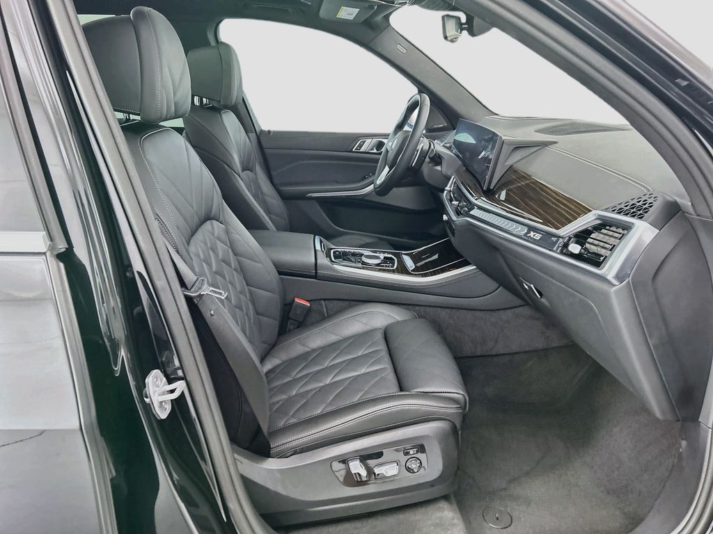 Thumbnail: 2024 BMW X5 - 19