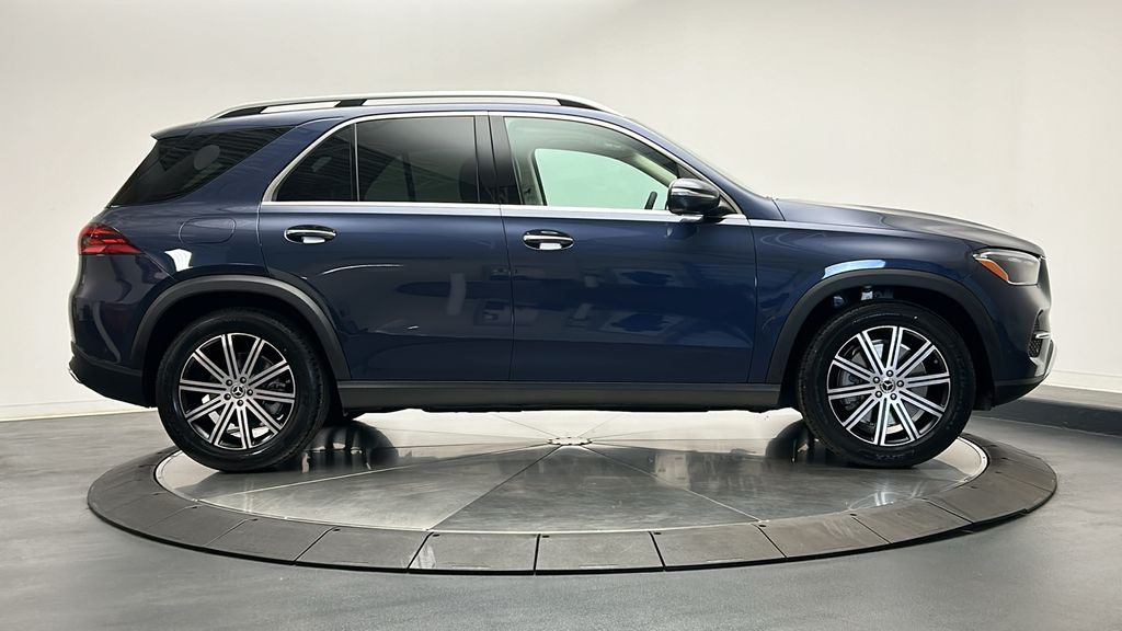 2025 Mercedes-Benz GLE 450 8
