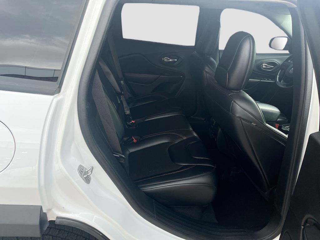 Used 2020 White Jeep Trailhawk image 26