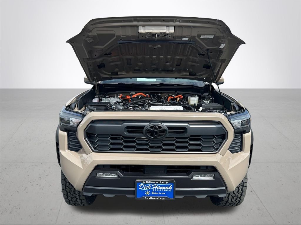 2026 Toyota Tacoma Hybrid TRD Off Road