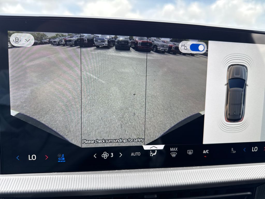 New 2026 White Ford Tremor image 24