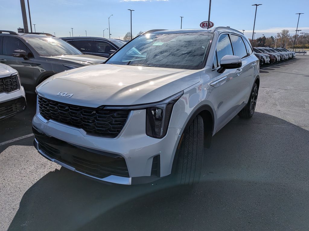 New 2026 White Kia EX image 3