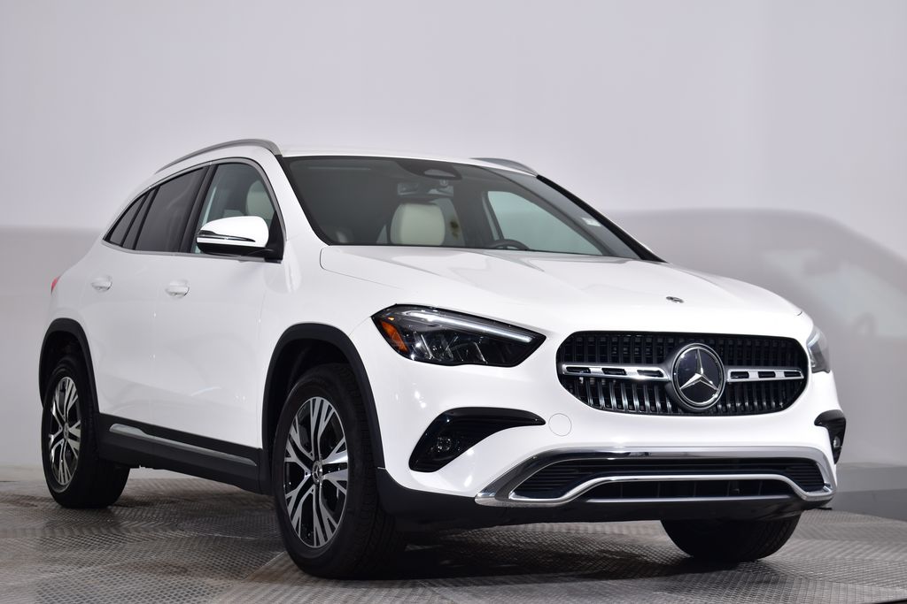 Thumbnail: 2025 Mercedes-Benz GLA - 7