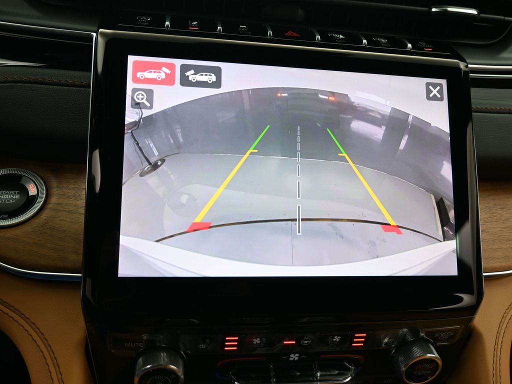 New 2025 Silver Zynith Jeep Summit image 21