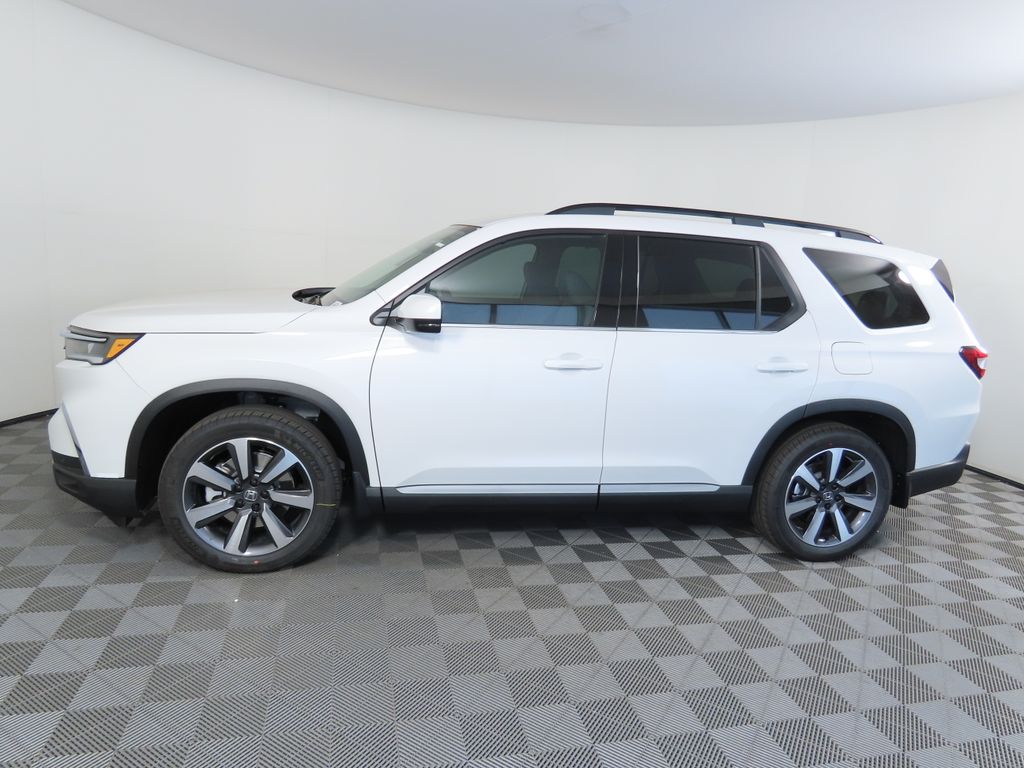 2025 Honda Pilot Touring 8