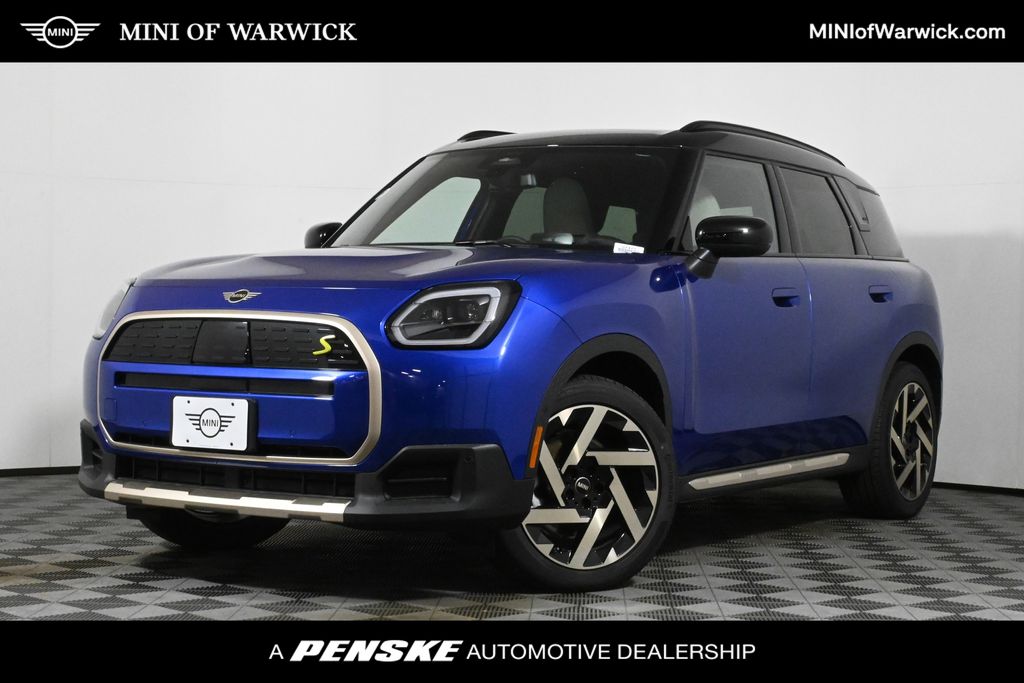 2025 MINI Cooper Countryman  -
                Warwick, RI