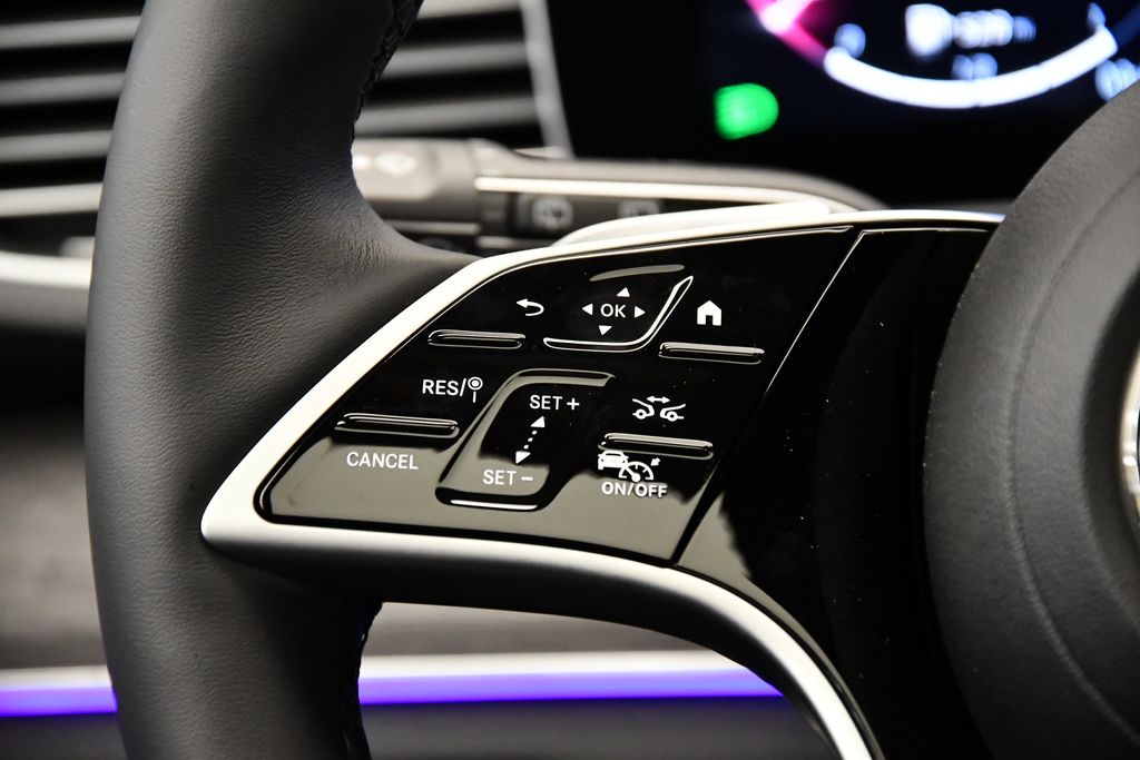 Thumbnail: 2025 Mercedes-Benz GLS - 23