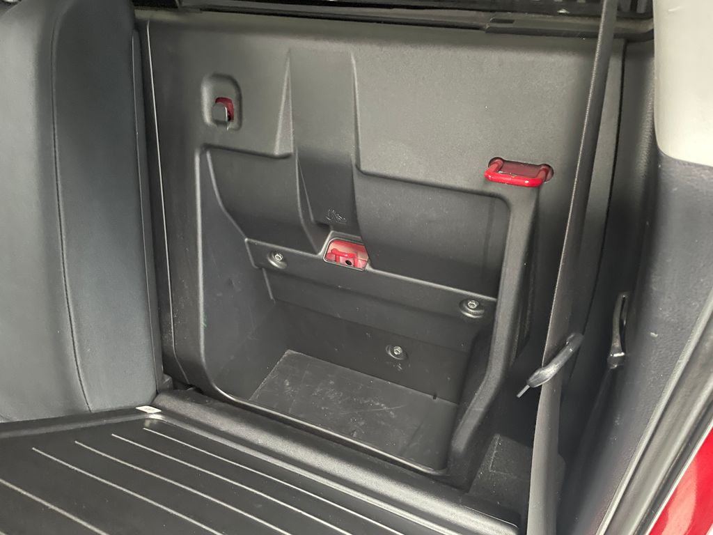 Thumbnail: 2019 Toyota Tacoma - 32