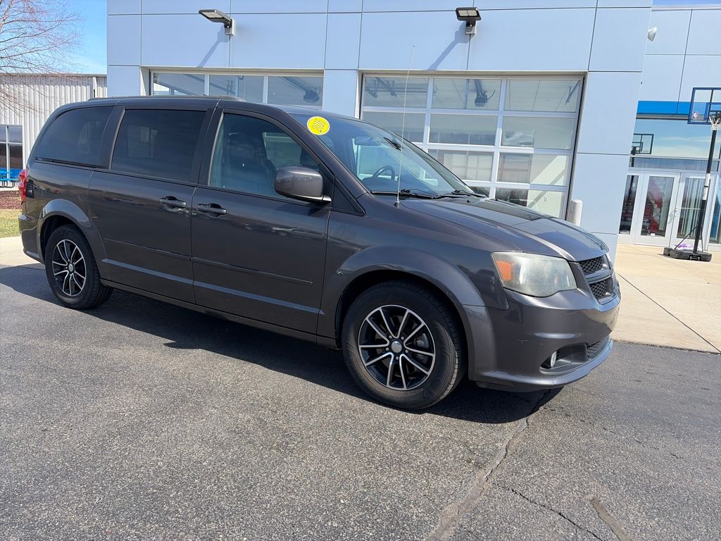 Gray (Granite Crystal Metallic Clearcoat) 2016 Dodge Grand Caravan R/T FWD Minivan Front-Wheel Drive 6-Speed Automatic